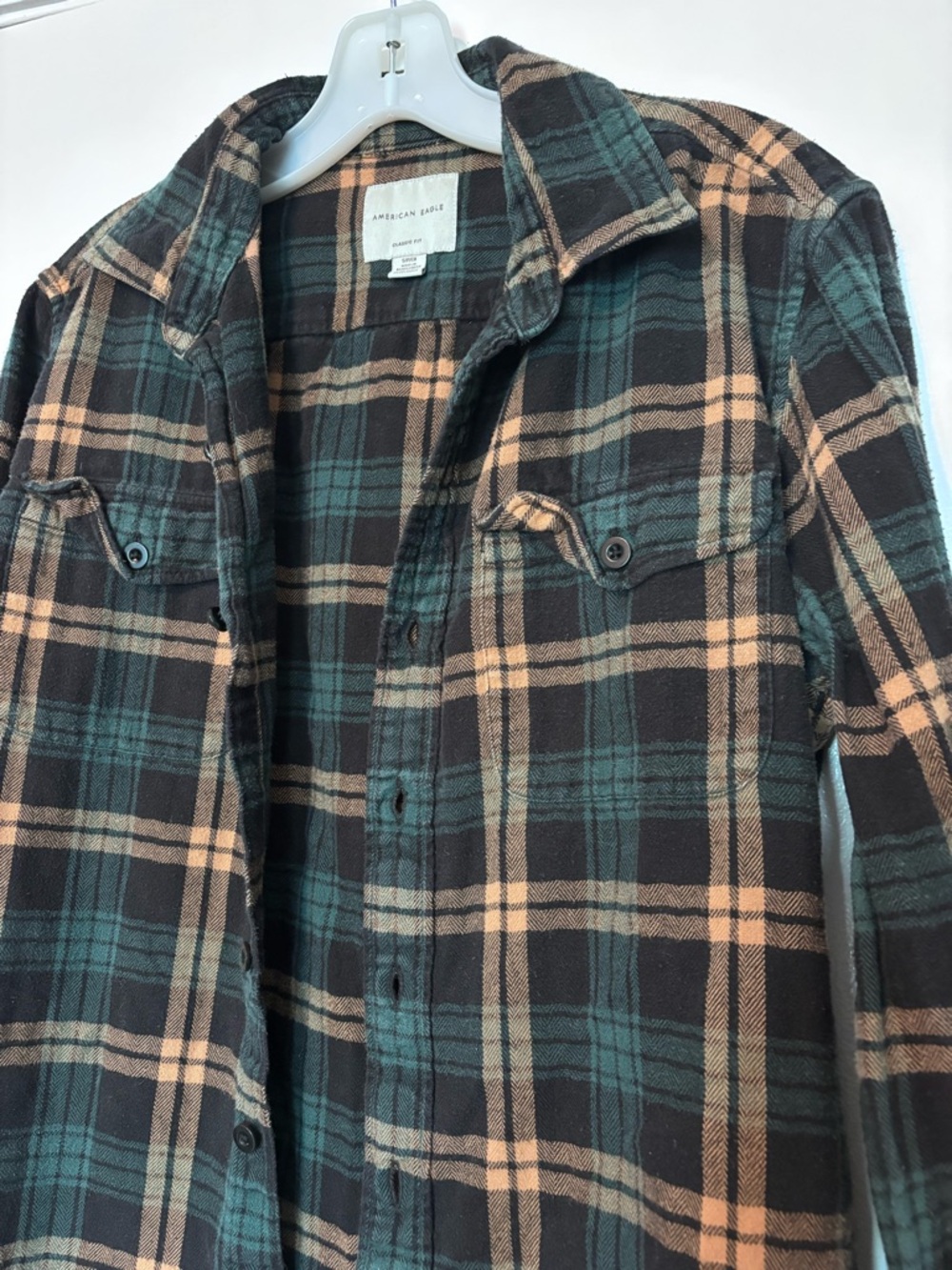 American Eagle Plaid Flannel Shirt Green Tan Grunge Cozy Classic fit Size Small - Picture 3 of 10